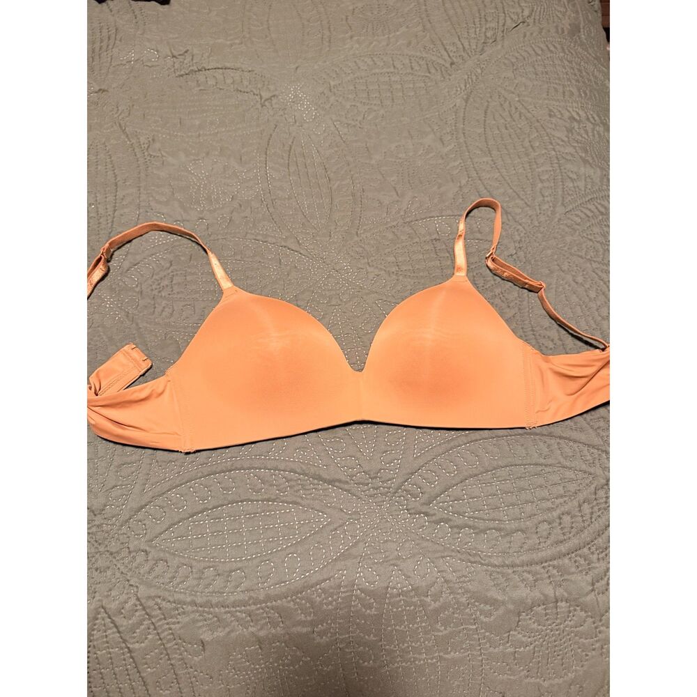 NEVER USED - Auden The Bliss Wireless Bra